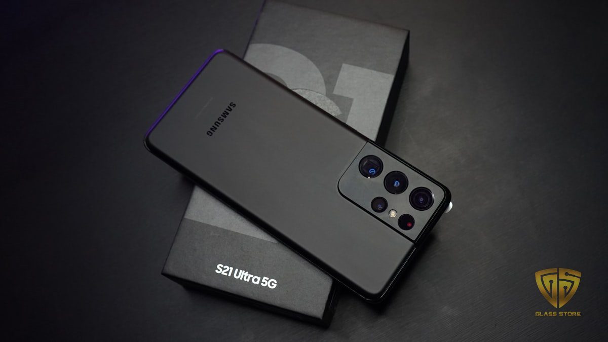 بهترین گلس برای گلکسی S23 Ultra؛ صفحهٔ منحنی